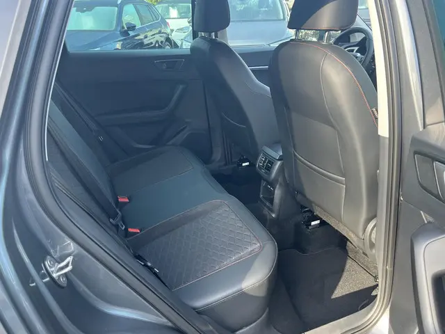 SEAT Ateca 1.5 TSi DSG FR Business Intense 2022 Benzine 28