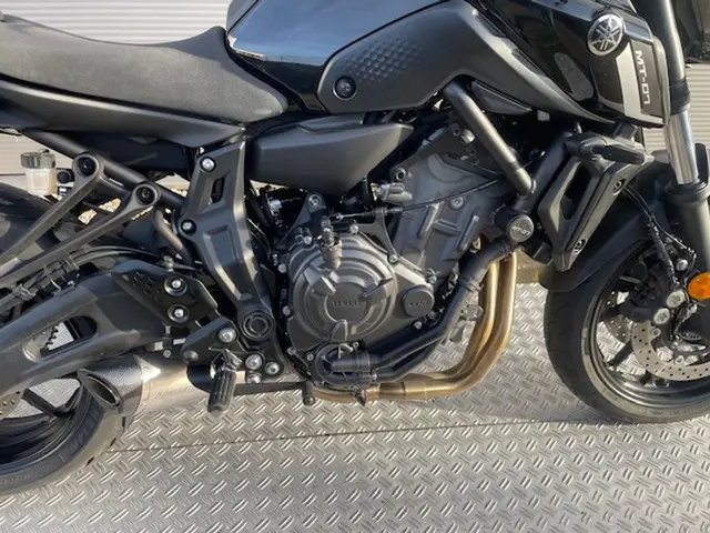 Yamaha MT 07 ABS 2021 Benzine 9