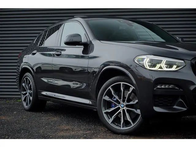 BMW X4 xDrive30i High Executive 2019 Benzine 25