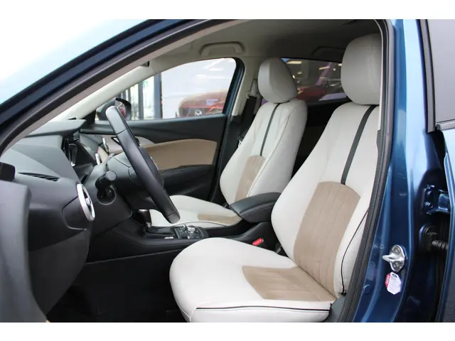 Mazda CX-3 2.0 SkyActiv-G 121 Luxury 2021 Benzine 12