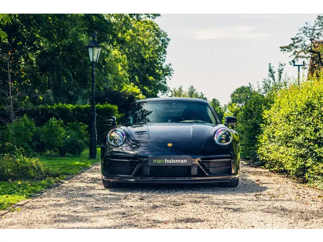 Porsche 911 3.0 Carrera GTS 2022 Benzine 133
