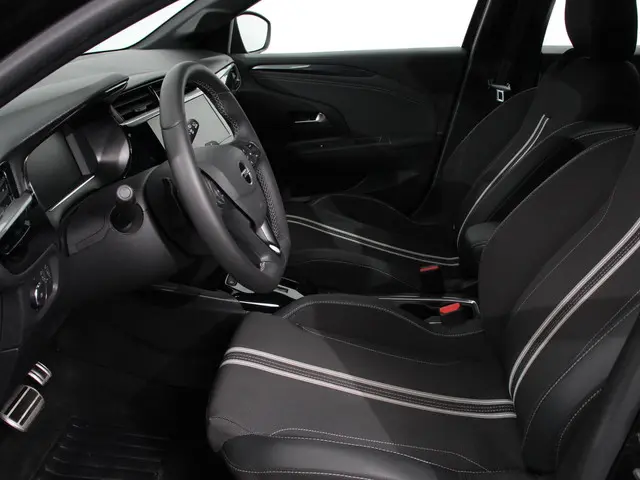 Opel Corsa 1.2 Turbo Automaat GS Line 2024 Benzine 22