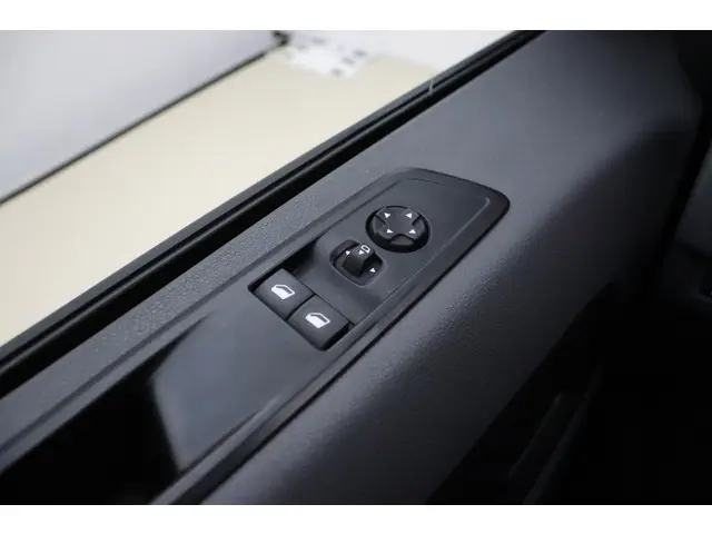 Peugeot Expert 231S 2.0 BlueHDI 120 Premium 2019 Diesel 17