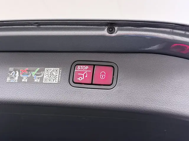 Mercedes-Benz C-Klasse Estate 180 AMG Line 2025 Benzine 7