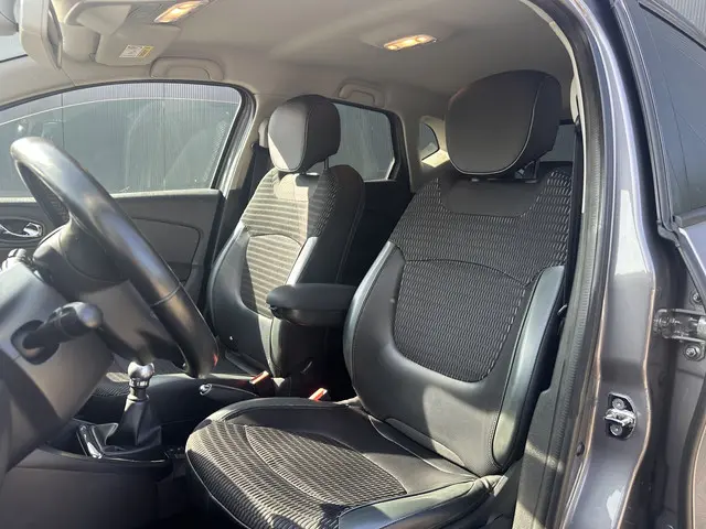 Renault Captur 0.9 TCe Dynamique 2016 Benzine 9