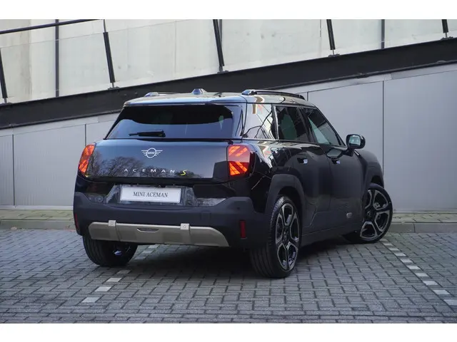 MINI Aceman SE 2026 Elektrisch 2