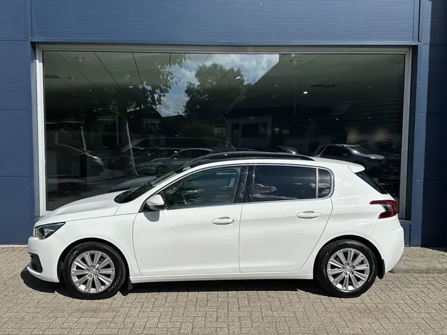 Peugeot 308 2