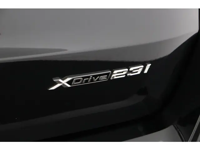 BMW X1 xDrive23i 2026 Benzine 39