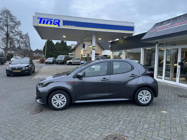 Toyota Yaris 1.5 VVT-i Active 2023 Benzine 5