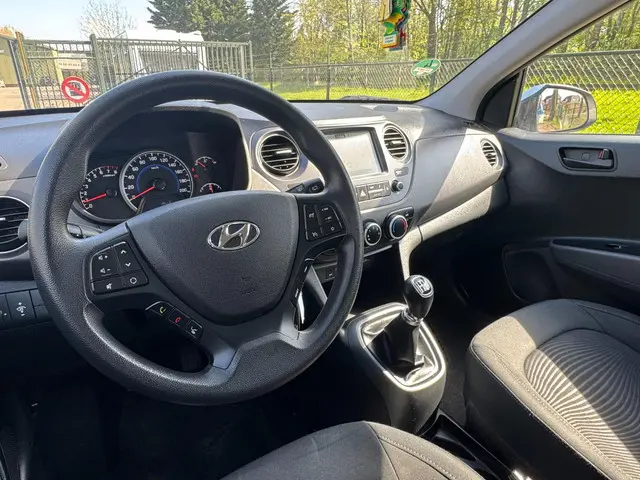 Hyundai i10 1.0i Comfort /Navi/Cruise/Airco/ 2019 Benzine 8