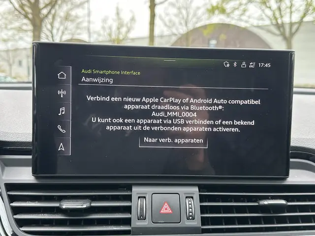 Audi Q5 55 TFSI e S LINE QUATTRO 2021 Hybride Benzine 33