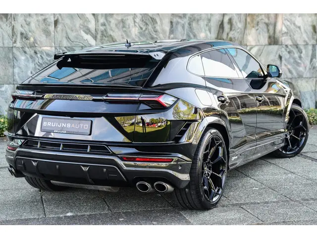 Lamborghini Urus 4.0 V8 Performante 2024 Benzine 3