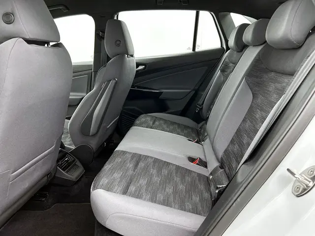Volkswagen ID.4 Pro 77 kWh 2023 Elektrisch 24