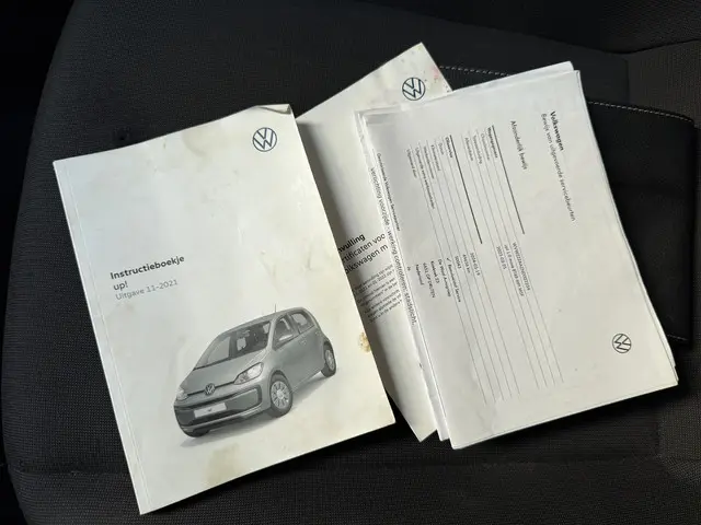 Volkswagen up! 1.0 Airco 2022 Benzine 20