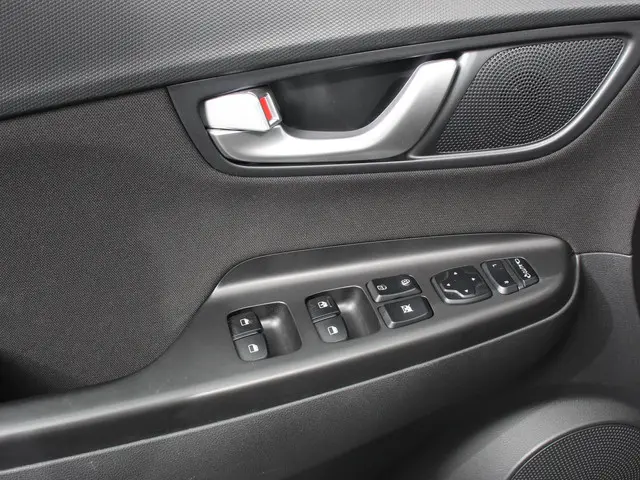 Hyundai Kona 1.0 T-GDI Comfort 2023 Benzine 10