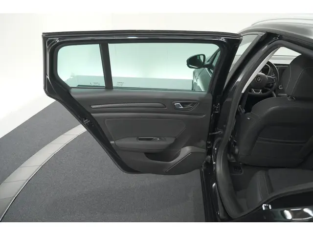 Renault Mégane Estate TCe 110 Limited 2020 Benzine 36