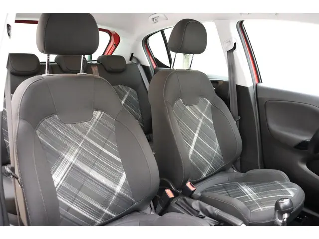 Opel Corsa 1.0 Turbo Color Edition 2015 Benzine 10