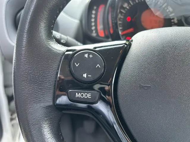 Peugeot 108 1.0 e-VTi Active 2019 Benzine 21