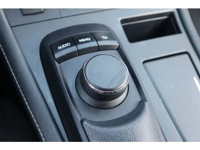 Lexus CT 200h 25th Edition 2015 Hybride Benzine 28