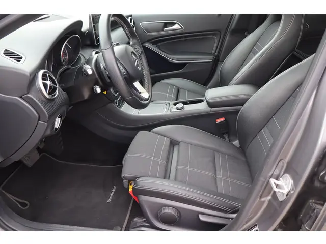 Mercedes-Benz A-Klasse 200 d Prestige 2016 Diesel 20
