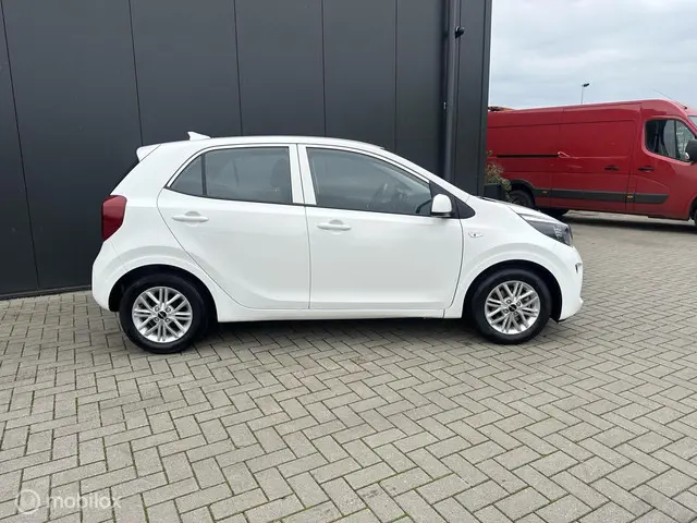 Kia Picanto 1.0 DPi DynamicPlusLine 2023 Benzine 4