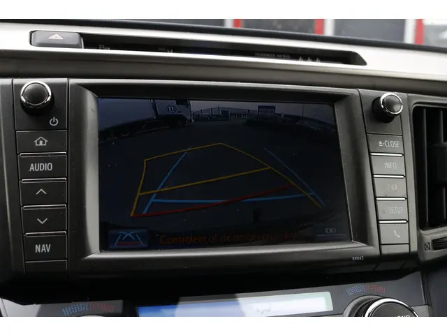 Toyota RAV4 2.0 Executive Business 4WD 2013 Benzine 21