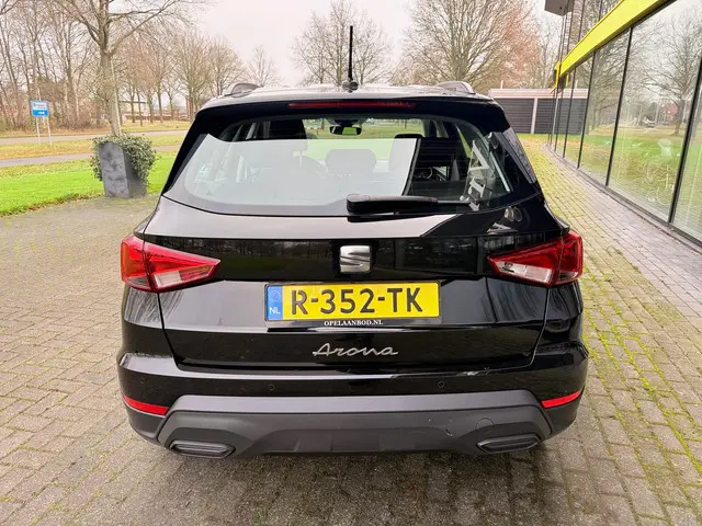 SEAT Arona 1.0 TSI Style 2022 Benzine 13