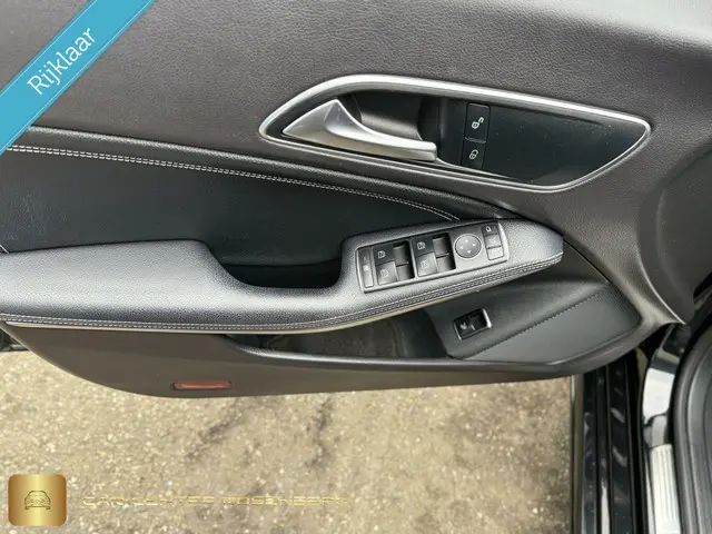 Mercedes-Benz CLA 180 Business Solution 2017 Benzine 17