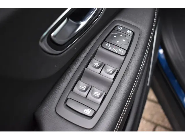 Renault Grand Scénic TCe 140 EDC Intens 2021 Benzine 24