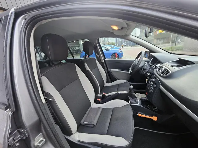 Renault Clio 1.2 16V NAP Airco Cruise 2012 Benzine 10