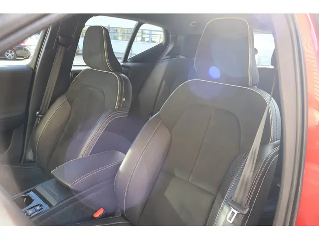 Volvo XC40 1.5 T3 R-Design 2020 Benzine 14