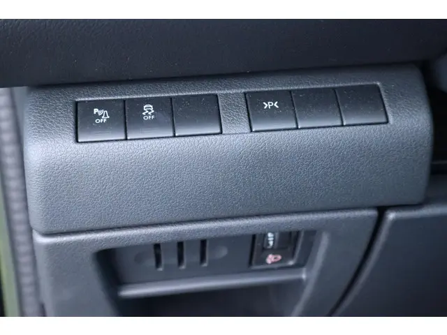 Peugeot 5008 1.6 HDi Active 5p. 2014 Diesel 21