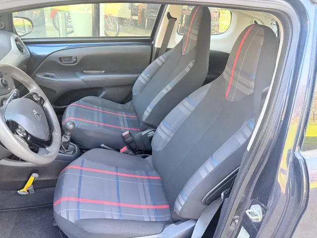 Peugeot 108 1.0 VTi Active 2015 Benzine 4