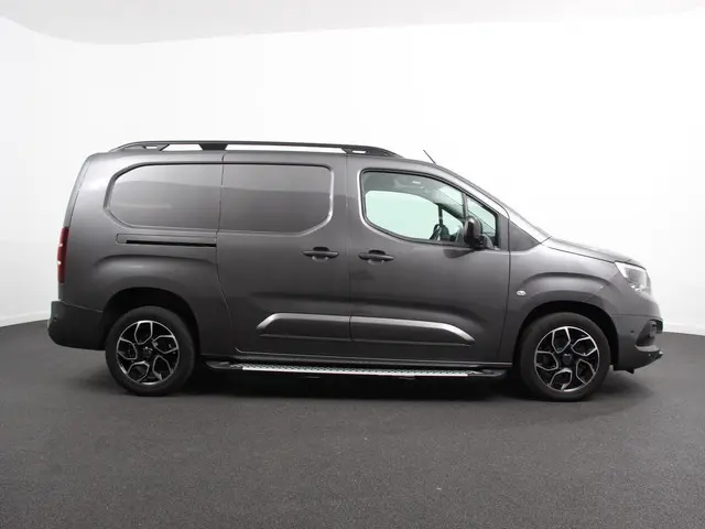 Opel Combo 1.5D 130 pk L2H1 Edition 2-zits 2022 Diesel 9