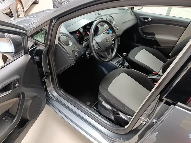 SEAT Ibiza 1.2 TSI Style 2014 Benzine 2