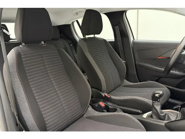 Peugeot 208 1.2 PureTech Blue Lease Active 2020 Benzine 13