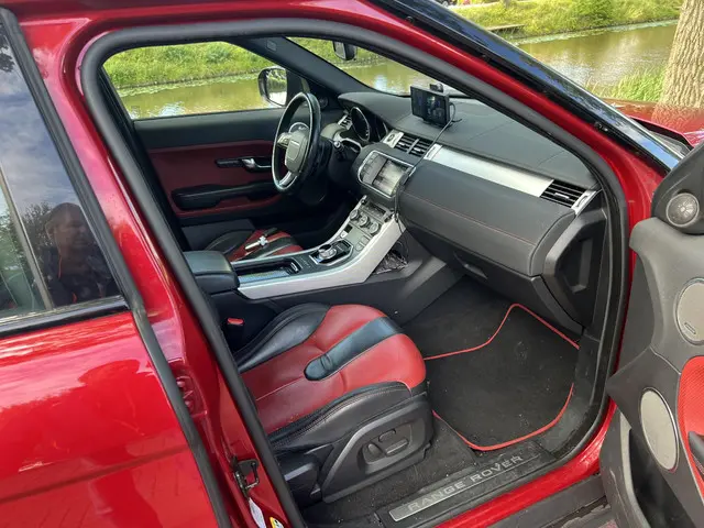 Land Rover Range Rover Evoque 2.0 Si 4WD 2013 Benzine 6