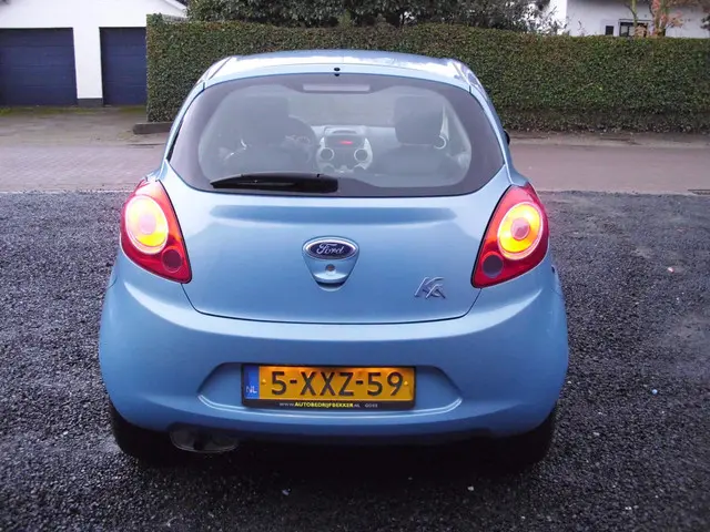 Ford Ka 1.2 Style start/stop 2014 Benzine 11