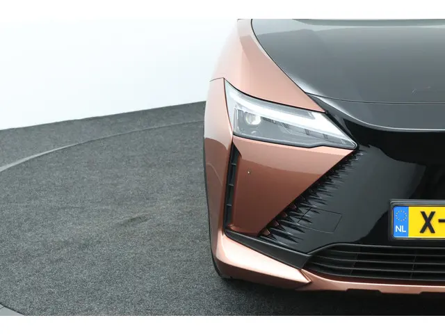Lexus RZ 450e President Line 71 kWh 2023 Elektrisch 36