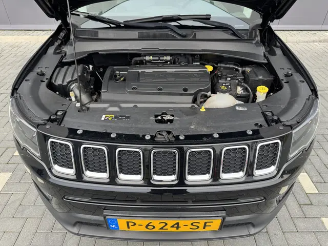 Jeep Compass 1.4 MultiAir Longitude 2018 Benzine 14