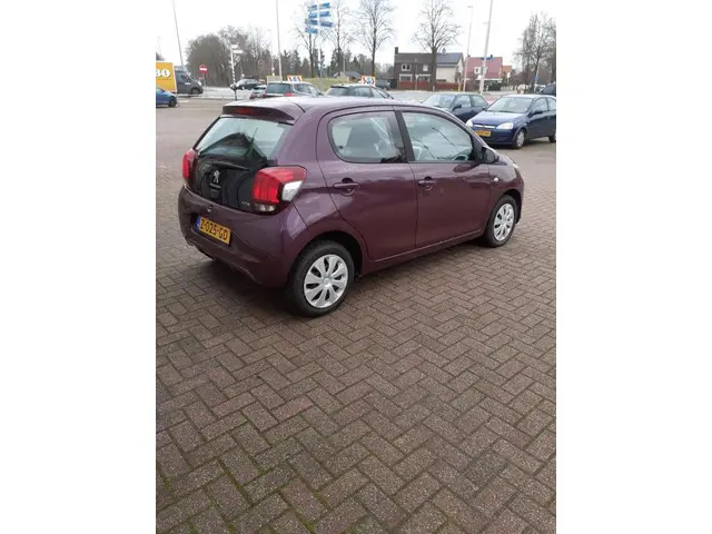 Peugeot 108 3