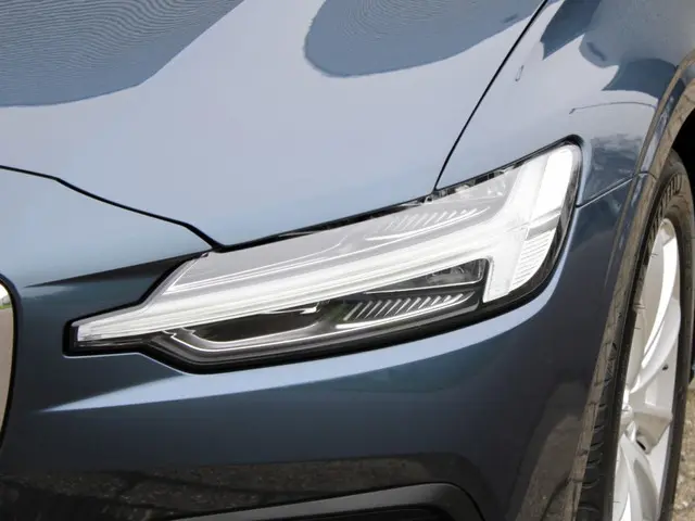 Volvo V60 2.0 B3 Momentum Business 2022 Benzine 5