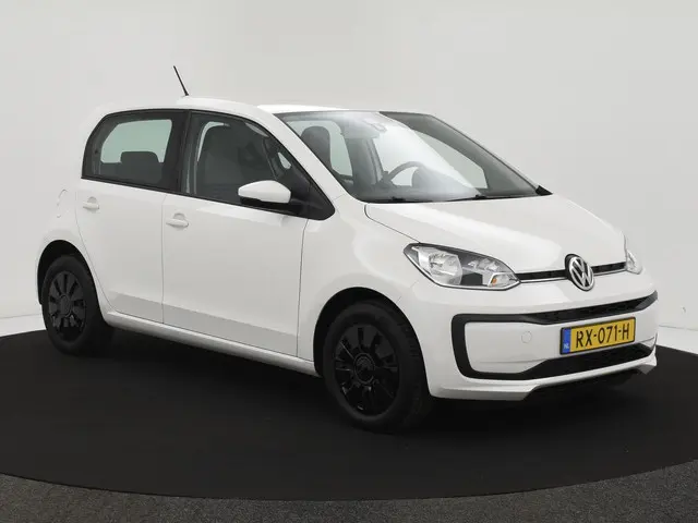 Volkswagen up! 1.0 BMT move up! AUTOM. 2018 Benzine 7