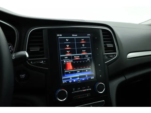 Renault Mégane Estate 1.3 TCe Limited 2020 Benzine 15