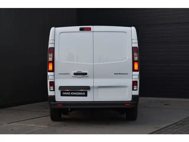 Renault Trafic Advance 2024 Diesel 4