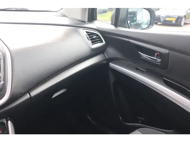 Suzuki S-Cross SX4 1.6 Exclusive 2014 Benzine 33