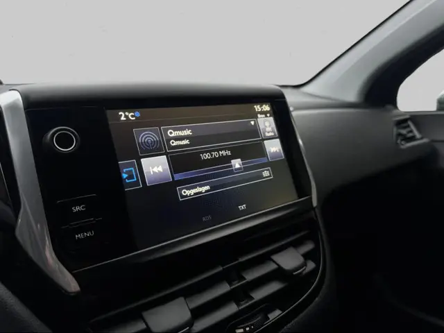 Peugeot 208 1.2 PureTech Urban Soul 2015 Benzine 12