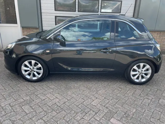 Opel ADAM 1.0 Turbo Rocks 2016 Benzine 2
