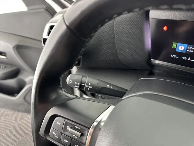 Citroën ë-C4 Shine 50 kWh [ 3-Fase ] 2021 Elektrisch 24
