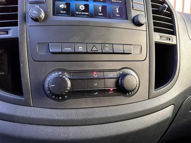 Mercedes-Benz Vito 119 CDI Extra Lang 2022 Diesel 27